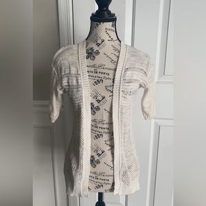 Women’s Mossimo Cream Short Sleeve Sweater Cardigan Size XS
